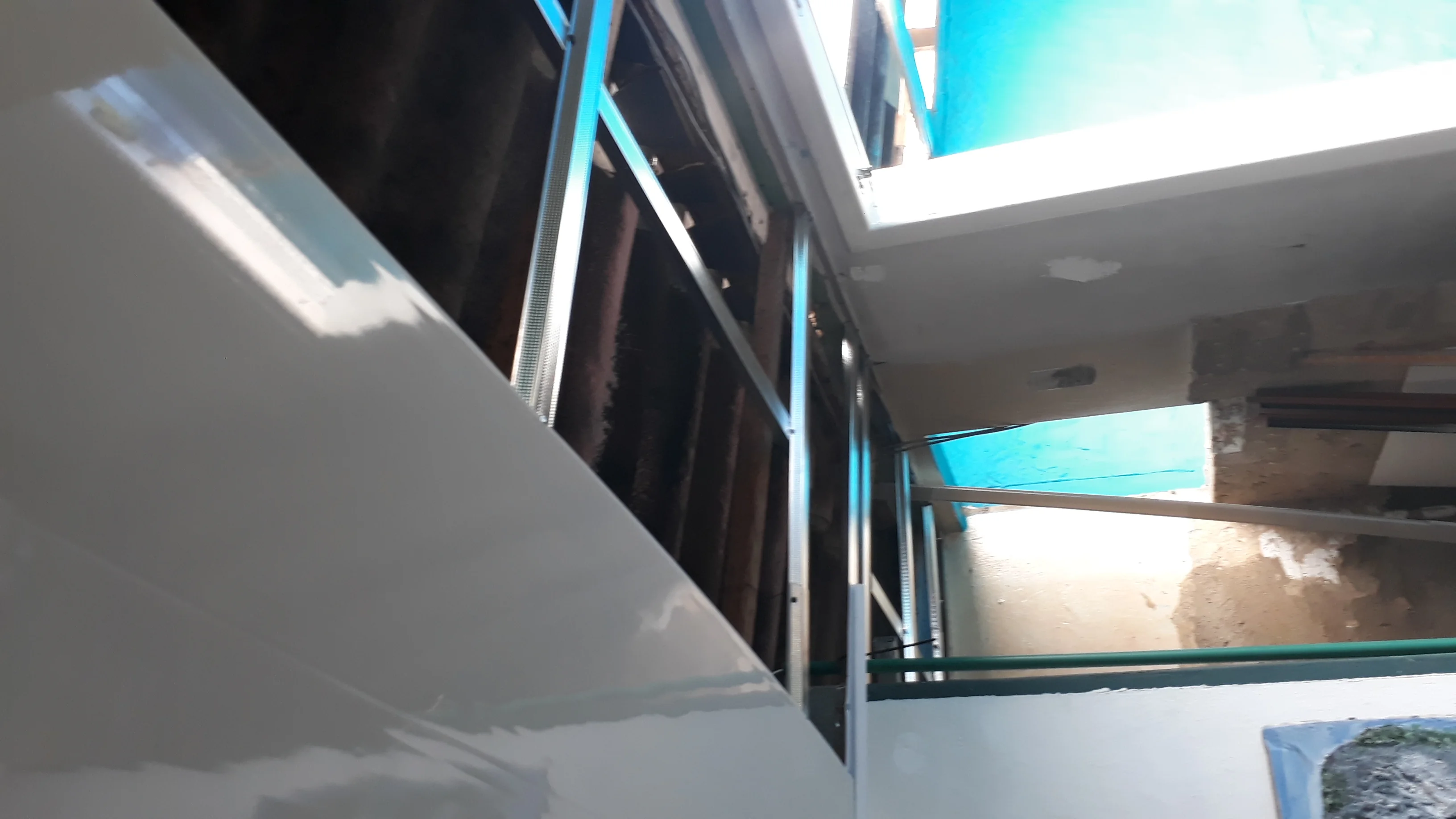 Hotel | Instalación de Techo para Área Administrativa 3